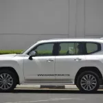 2022 MODEL TOYOTA LAND CRUISER  VXR V6 4.0L PETROL AUTOMATIC - Thumbnail 4