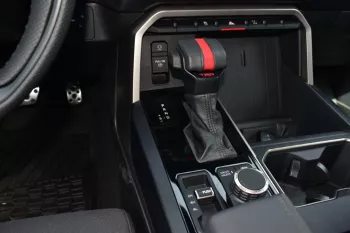 2022 MODEL TOYOTA TUNDRA CREWMAX SR5 TRD OFFROAD V6 3.5L PETROL4X4 AT