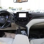 Toyota Camry 3.5 Limited Model 2023 - Thumbnail 5
