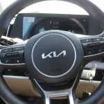 Kia Sportage 2.0 Model 2023 - Thumbnail 8