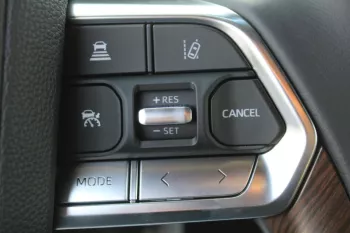LHD - TOYOTA LANDCRUISER 300 3.3L DIESEL GXR BLACK COLOR FULL AUTO