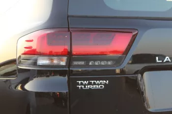 LHD - TOYOTA LANDCRUISER 300 3.3L DIESEL GXR BLACK COLOR FULL AUTO