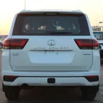 LHD - TOYOTA LANDCRUISER 300 3.3L DIESEL GXR WHITE COLOR FULL AUTO - Thumbnail 6