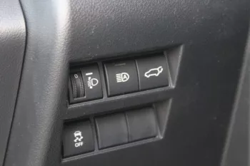 LHD - TOYOTA LANDCRUISER 300 3.3L DIESEL GXR WHITE COLOR FULL AUTO