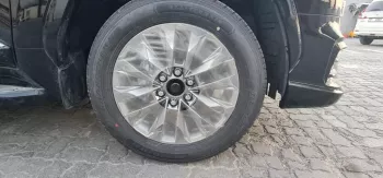LHD - TOYOTA LANDCRUISER 300 4.0L V6 PETROL VX V AUTO