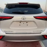 TOYOTA HIGHLANDER PLATINUM 2.4L TURBO CANADIAN SPECS 2023 MODEL - Thumbnail 3