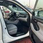 TOYOTA HIGHLANDER PLATINUM 2.4L TURBO CANADIAN SPECS 2023 MODEL - Thumbnail 10