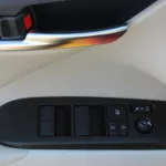 TOYOTA CAMRY GLE , 2.5L , CLOTH SEATS , SUNROOF , ALLOY WHEELS , 2023MY - Thumbnail 8