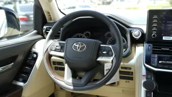 Toyota Land Cruiser GX-R 2022 3.5L Twin Turbo