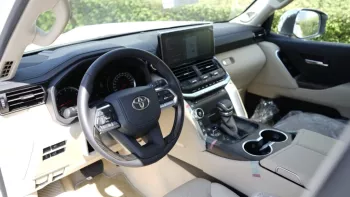Toyota Land Cruiser V-XR Twin Turbo 2022