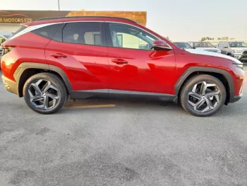HYUNDAI TUCSON 1.6L MODEL 2022 MID OPTION
