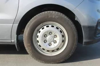 2020 HYUNDAI H1 2.4L