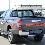 Mitsubishi L200 2.4L 2023 Grey Diesel - Thumbnail 6