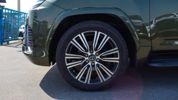 LEXUS LX600 Signature 2022 3.5L 6Cyl Twin Turbo 4WD