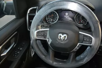 DODGE RAM BIGHORN 1500 HEMI eTORQUE 5.7L 2022