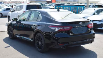 Toyota Camry Grande V6 3.5L FWD 2022