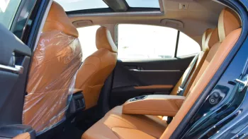 Toyota Camry Grande V6 3.5L FWD 2022