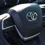 Toyota Highlander GLE Hybrid 2.5L 2022 - Thumbnail 13