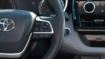 Toyota Highlander GLE Hybrid 2.5L 2022