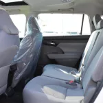 Toyota Highlander GLE Hybrid 2.5L 2022 - Thumbnail 23