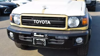 Toyota land Cruiser Pick up Single Cap LX V6 4WD 2023