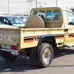Toyota land Cruiser Pick up Single Cap LX V6 4WD 2023 - Thumbnail 8