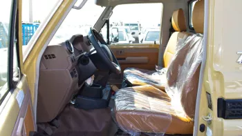 Toyota land Cruiser Pick up Single Cap LX V6 4WD 2023