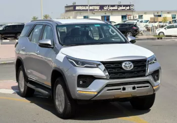 Toyota Fortuner 2.8L 2023 Silver Diesel