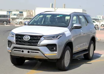 Toyota Fortuner 2.8L 2023 Silver Diesel