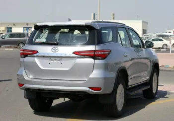 Toyota Fortuner 2.8L 2023 Silver Diesel
