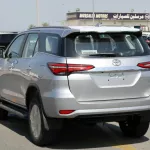 Toyota Fortuner 2.8L 2023 Silver Diesel - Thumbnail 7