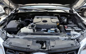 Toyota Fortuner 2.8L 2023 Silver Diesel