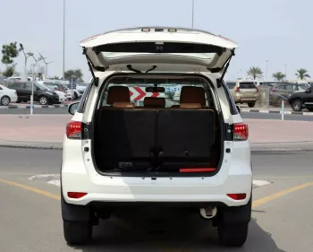 Toyota Fortuner 2.7L 2020 White Petrol