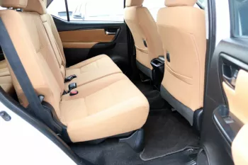 Toyota Fortuner 2.7L 2020 White Petrol