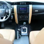 Toyota Fortuner 2.7L 2020 White Petrol - Thumbnail 16