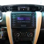 Toyota Fortuner 2.7L 2020 White Petrol - Thumbnail 19