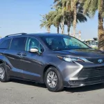Toyota Sienna LE 4x4 grey 2021 - Thumbnail 2