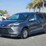 Toyota Sienna LE 4x4 grey 2021 - Thumbnail 1