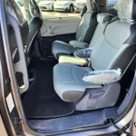 Toyota Sienna LE 4x4 grey 2021 - Thumbnail 17
