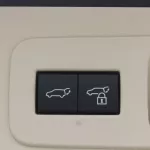 TOYOTA LAND CRUISER 4.0L SUV 4WD 5DOORS PETROL 2022 - Thumbnail 25