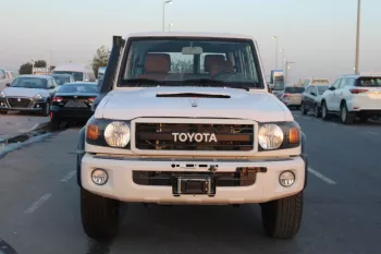 LHD - TOYOTA LANDCRUISER 76 4.5L V8 DSL FO 70TH ANV MANUAL