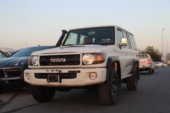 LHD - TOYOTA LANDCRUISER 76 4.5L V8 DSL FO 70TH ANV MANUAL