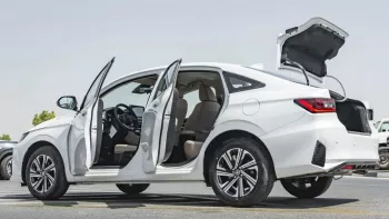 TOYOTA YARIS 1.3L, AT Petrol, Model 2023