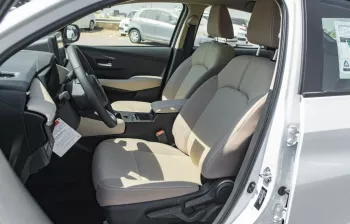 TOYOTA YARIS 1.3L, AT Petrol, Model 2023