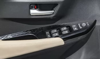 TOYOTA YARIS 1.3L, AT Petrol, Model 2023