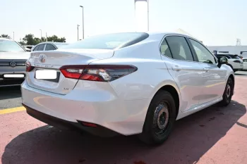 TOYOTA CAMRY 2.5 LE, MODEL 2023, AT, PETROL