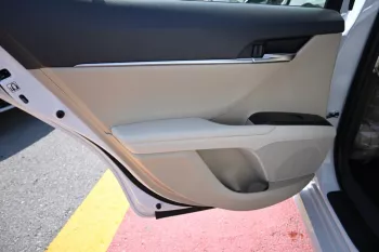 TOYOTA CAMRY 2.5 LE, MODEL 2023, AT, PETROL