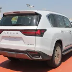 Lexus LX600 VIP 3.5L 4WD 2023 - Thumbnail 5