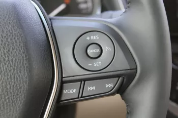 2023 TOYOTA CAMRY GLE 2.5 A/T PRL