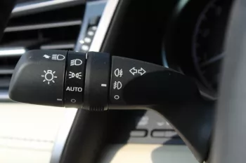 2023 TOYOTA CAMRY GLE 2.5 A/T PRL